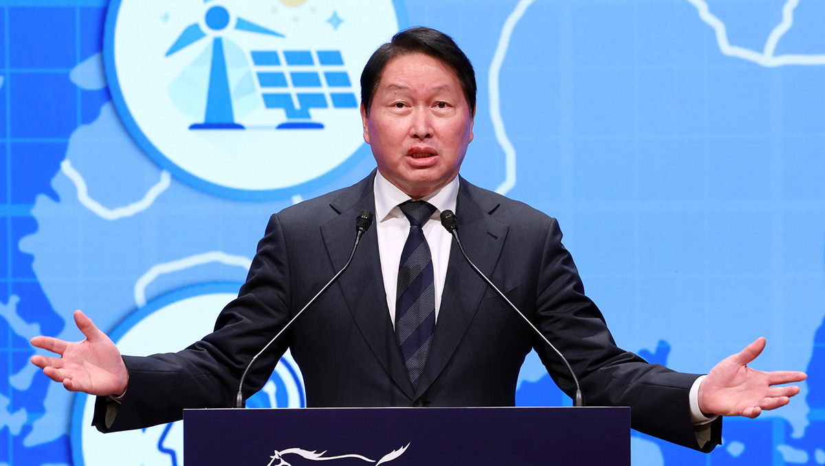 최태원 “메모리 전쟁 중…미국에 전 공정 팹 건설 검토”