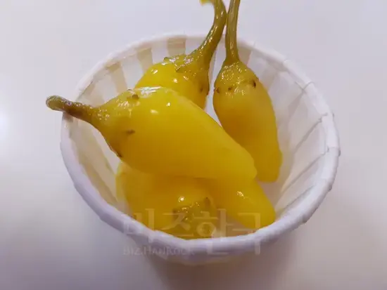 할라피뇨도 먹을 수 있다. 다만 맵다.