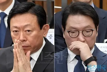 신동빈 롯데그룹 회장(왼쪽)과 최태원 SK그룹 회장. 사진=사진공동취재단