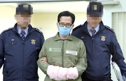 정·관계 로비로 부산 해운대 엘시티를 건설한 이영복 청안건설 회장이 금융기관으로부터 투자받은 1조 원을 자금 세탁했다는 의혹을 받고 있다. 사진=연합뉴스