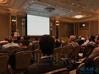 지난 2월 13일부터 17일까지 영국 런던에서는 무선충전 기술 및 표준 논의를 위한 ‘WPC 런던미팅’이 열렸다. 사진=코마테크 제공