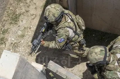 UDT/SEAL 특수부대 훈련 모습. 사진=대한민국 해군 페이스북