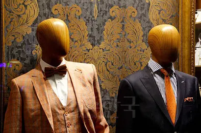 옷을 잘 입기 위해서는 옷을 잘 사는 법을 알아야 한다.