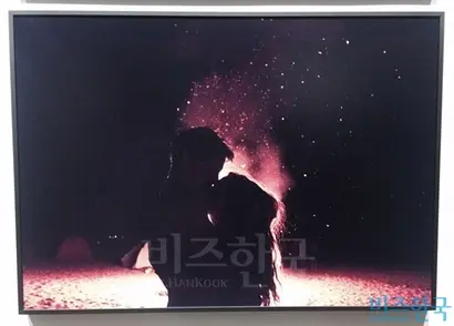 파도가 바다의 일이라면, 사랑은 청춘의 일일까? 사진=필자가 ‘Youth’ 전시회에서 찍은 사진