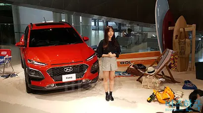 행사장에서는 그룹 아이오아이(ioi) 소혜가 출연하는 홍보 동영상이 촬영되고 있었다. 사진=우종국 기자