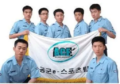위 7명 선수 중 5명이 스타리그 우승자 출신이다. 사진=병무청 공식블로그
