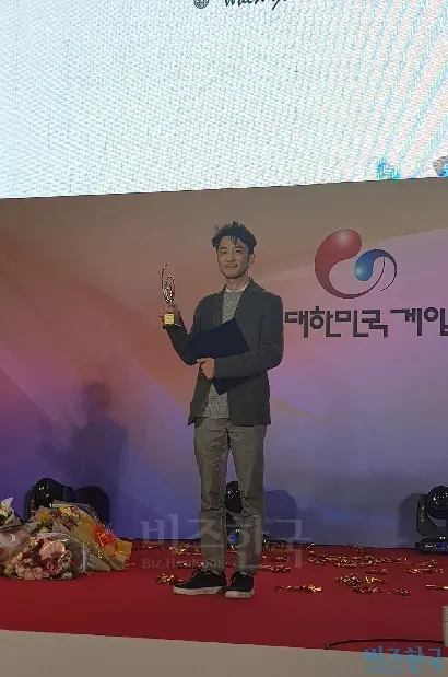 대상을 수상한 플레이어언노운스:배틀그라운드를 개발한 펍지주식회사 김창한 대표. 사진=봉성창 기자