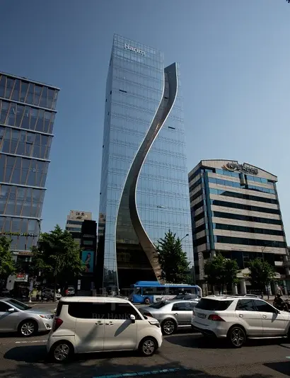 대기업이 된 하림그룹이 논현동에 신사옥을 설립했다. 사진=고성준 기자