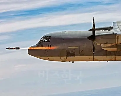 미국 해병대의 공중급유겸 공격기 KC-130H. 사진=미국 해병대