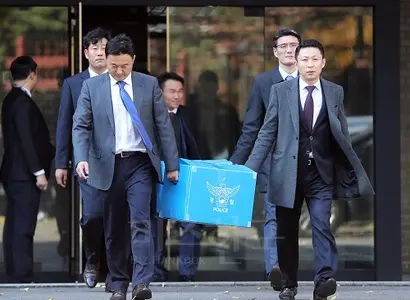 경찰청 특수수사과는 대림산업 전·현직 임직원들이 하청업체로부터 청탁과 함께 금품을 받은 정황을 포착하고 지난해 11월 15일 대림산업 본사를 압수수색했다. 사진=연합뉴스