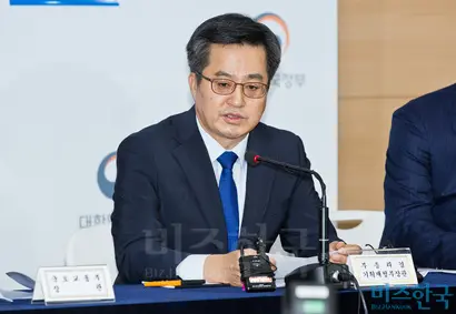 김동연 경제부총리 겸 기획재정부 장관. 사진=최준필 기자