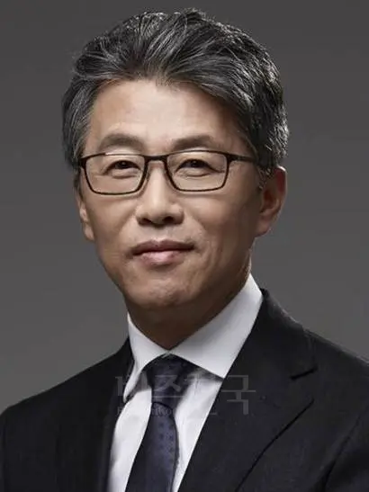 1982년 반도상사(현 LG상사)에 입사해 2013년 LG패션(현 LF) 대표이사로 취임한 오규식 사장은 패션업체인 LF를 사업의 다각화를 통해 토털 패션기업으로 자리매김하는데 일조했다. 사진=LF 제공