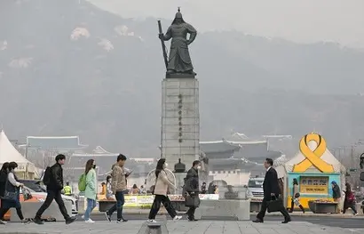 지난 주말부터 미세먼지가 기승을 부리고 있는 가운데 미세먼지 질병 위험에서 안전한 곳은 서울 어디에도 없는 것으로 나타났다. 사진=박정훈 기자
