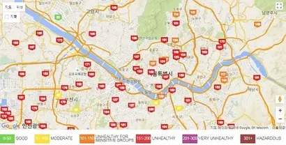 3월 27일 오전 9시 서울 지역 AQI 수치. 빨간색으로 표시(나쁨)된 지역이 대다수인 것을 알 수 있다. 사진=에어비주얼 캡처