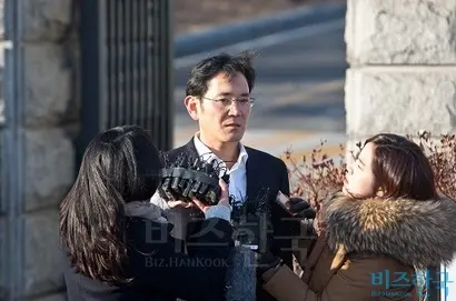 지난 2월 5일, 이재용 삼성전자 부회장이 의왕시 서울구치소를 나서는 모습. 사진=고성준 기자