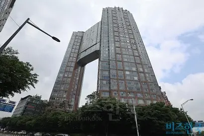 고한승 삼성바이오에피스 사장이 거주했던 분당구 T 오피스텔. 사진=고성준 기자