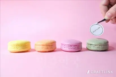 크래프트링크의 ‘마카롱 천연비누’. 정기배송 제품으로는 만족도 폭이 작은 비누, 양초, 디퓨저 등을 보낸다. 사진=크래프트링크 제공