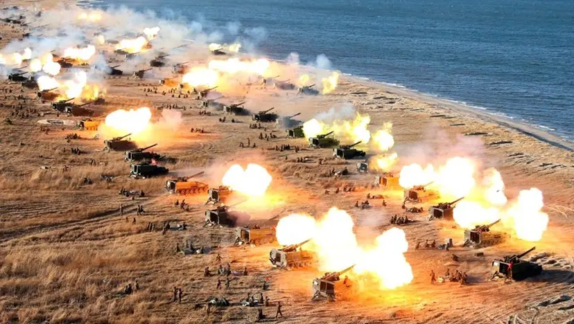북한 포병의 대규모 훈련. 사진=KCNA