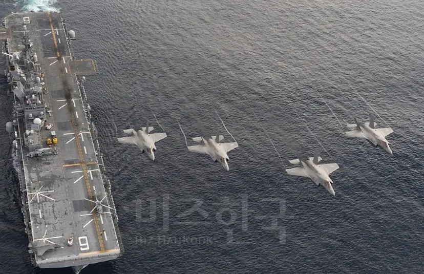 해군이 대형상륙함에 F-35B 스텔스 전투기를 탑재, 운용할 수 있는지 검토 중인 것으로 확인됐다. 사진=미 해군