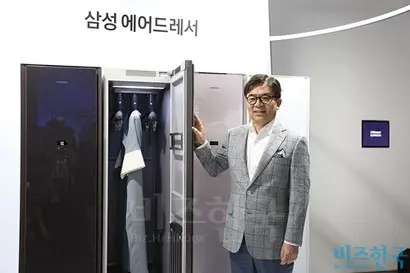 삼성 에어드레서를 소개하고 있는 김현석 삼성전자 대표이사 사장. 사진=이종현 기자
