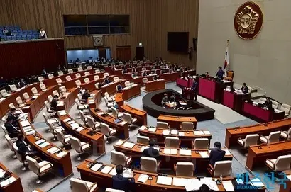 지난 20일 ‘인터넷전문은행 특례법’ 제정안이 국회 본회의를 통과했다. 사진=박은숙 기자