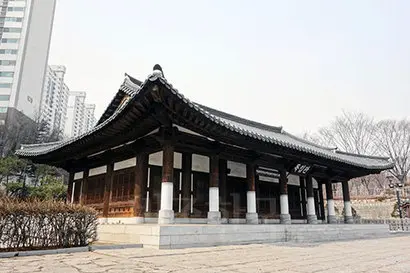 서재필은 독립협회를 만들고 독립관에서 애국토론회를 열고, 자주, 민권, 자강의 독립정신을 고취하였다고 한다. 사진=구완회 제공