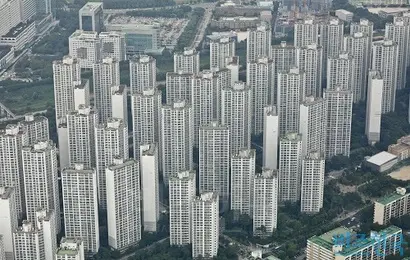 부모 세대는 안전가옥이라고 할 수 있는 자기 집 한 채로 IMF 외환위기와 금융위기 등을 버텼다. 사진=고성준 기자