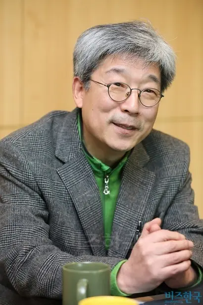 비비큐 가맹점주들이 10일 국회에서 가맹점주협의회 발족식을 갖는다. ‘비즈한국’은 지난 8일 협의회 공동의장을 맡은 양흥모 씨를 만났다. 사진=박은숙 기자