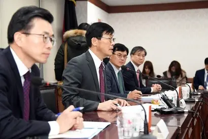 이호승 기획재정부 차관이 지난 16일 서울시 종로구 세종로 정부서울청사에서 브렉시트 관련 관계부처 대응회의를 개최, 모두발언을 하고 있다. 사진=기획재정부