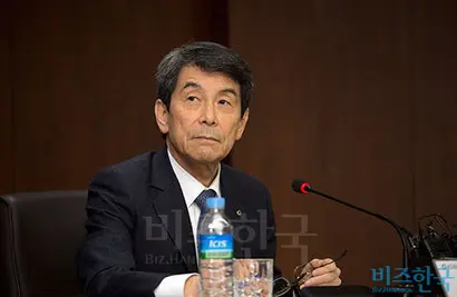 이동걸 산업은행 회장은 지난 31일 현대중공업과 대우조선해양의 인수합병에 관한 조건부 MOU를 체결했다고 밝혔다. 사진=이종현 기자