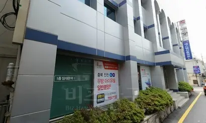 재계 순위 37위로 대기업 반열에 오른 SM그룹은 광주광역시 동구 궁동의 좁은 골목 안쪽에 본사를 두고 있다. 사진=다음 지도 캡처