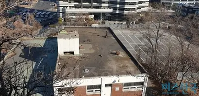 DB생명이 소유한 동자동 부지에는 과거 시외버스터미널이 있었고, 40여 년이 흐른 지금까지도 시외버스터미널의 흔적이 그대로 남아 있다.  사진=유시혁 기자