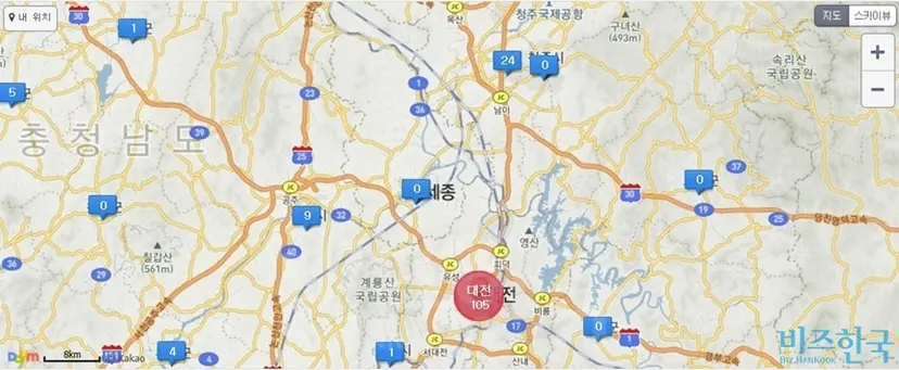 광역시가 아닌 지역에 거주하는 발달지연 아동 부모들은 더욱 고충이 많다. 발달재활 서비스를 이용할 수 있는 기관이 아예 없는 경우도 있어서다. 사진은 발달재활 서비스를 제공하는 기관의 수를 표기한 지도. 사진=‘아이톡톡 홈티’ 홈페이지 지도 캡처