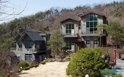 윤중천 전 중천산업개발 회장이 김학의 전 법무부 차관에게 성 접대를 제공한 의혹이 있는 강원도 원주 별장단지. 사진=임준선 기자