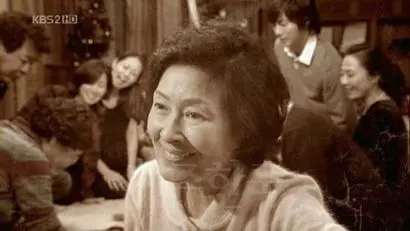 ‘엄마가 뿔났다’​ 마지막 장면의 한자. 이번 생에 감사하지만 다음 생에선 자신의 이름으로 불리며 살고 싶다는 그 바람은 지금도 많은 전업주부의 바람과 일치할 것 같다. 사진=드라마 캡처