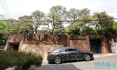 구본능 희성그룹 회장이 부인과 딸에게 증여한 삼성동 단독주택 전경. 사진=박정훈 기자