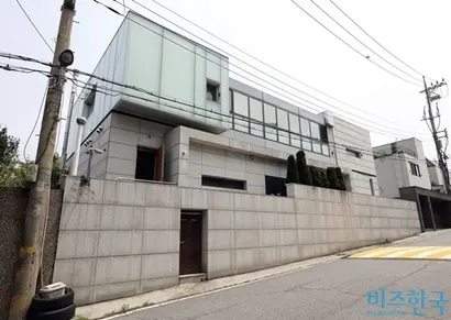 신창재 교보생명 회장이 거주하는 성북동 단독주택. 사진=박정훈 기자