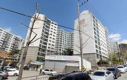 정창선 중흥건설 회장이 거주하는 중흥에스클래스아파트. 사진=다음지도 화면 캡처