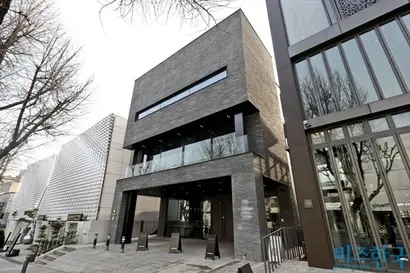 가수 싸이가 부인과 공동 명의로 소유한 건물. 사진=고성준 기자