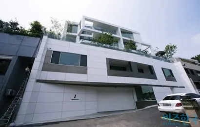 고 허신구 GS리테일 명예회장의 네 자녀가 한남동 유엔빌리지에 지은 고급빌라 ‘빌라 드 그리움 한남’. 사진=이종현 기자