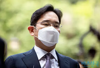 삼성 분식회계 의혹 수사와 관련해 검찰이 이번 주 중 이재용 삼성전자 부회장을 포함, 기소 여부 등 수사 결론을 낼 것이라는 전망이 지배적이다. 지난 6월 8일 서울중앙지법에 출석한 이재용 부회장. 사진=임준선 기자
