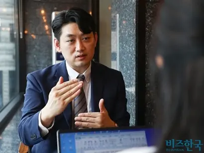 속앓이 중인 전자담배 업계의 요구는 뭘까. 30일 오후 서울 강남의 한 카페에서 이병준 전자담배산업협회장을 만났다. 사진=박정훈 기자