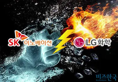 SK이노베이션과 LG화학이 미국 국제무역위원회(ITC) 소송을 둘러싸고 여론전을 뜨겁게 펼치는 가운데 내달 5일께 ITC에 의해 결론이 내려질 것으로 보인다. 그래픽=김상연 기자