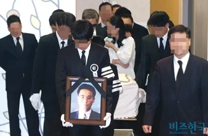 2010년 8월 20일 이재찬 전 새한미디어 사장의 발인식. 사진=비즈한국 DB