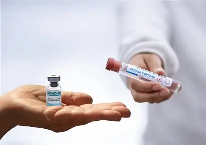 CDC의 플레이북에는 백신 보관과 취급, 사후 모니터링 체계와 관련된 방안도 담겼다.