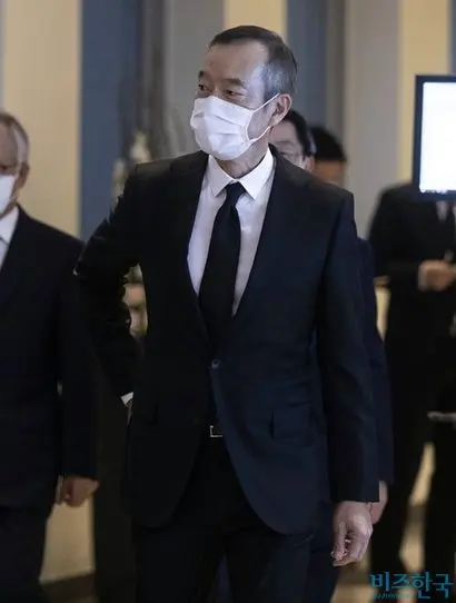 지난해 10월 삼성서울병원에 마련된 고 이건희 삼성그룹 회장의 빈소를 찾은 최치훈 삼성물산 사장.  사진=박정훈 기자