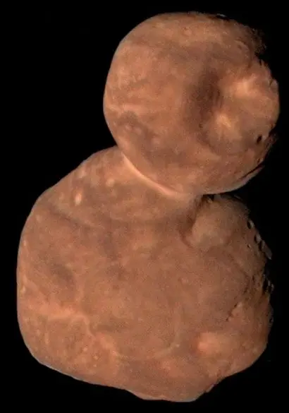 뉴호라이즌스가 직접 곁을 지나가면서 확인한 아로코스의 모습. 사진=NASA