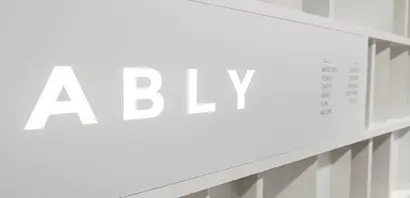 지난 2일 여성 패션 플랫폼 에이블리에서 셀러 대상의 광고비 결제 사고가 발생했다. 셀러들은 에이블리 시스템의 안정성에 우려를 표하는 분위기다. 사진=에이블리코퍼레이션 홈페이지