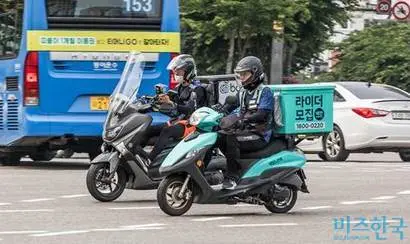 잠시 주춤했던 배민과 쿠팡이츠, 요기요의 경쟁이 최근 다시 불붙는 분위기다. 사진=최준필 기자