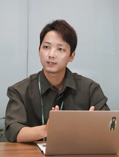 이범식 치프파트너는 스타벅스의 캐모마일 릴렉서, 스타벅스 클래식 밀크 티 등을 만들었다. 사진=박정훈 기자
